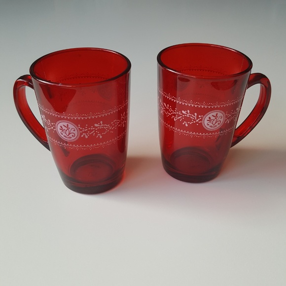Yves Rocher Red Holiday Theme Cups - Picture 3 of 8
